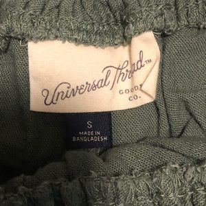 Universal Thread shorts